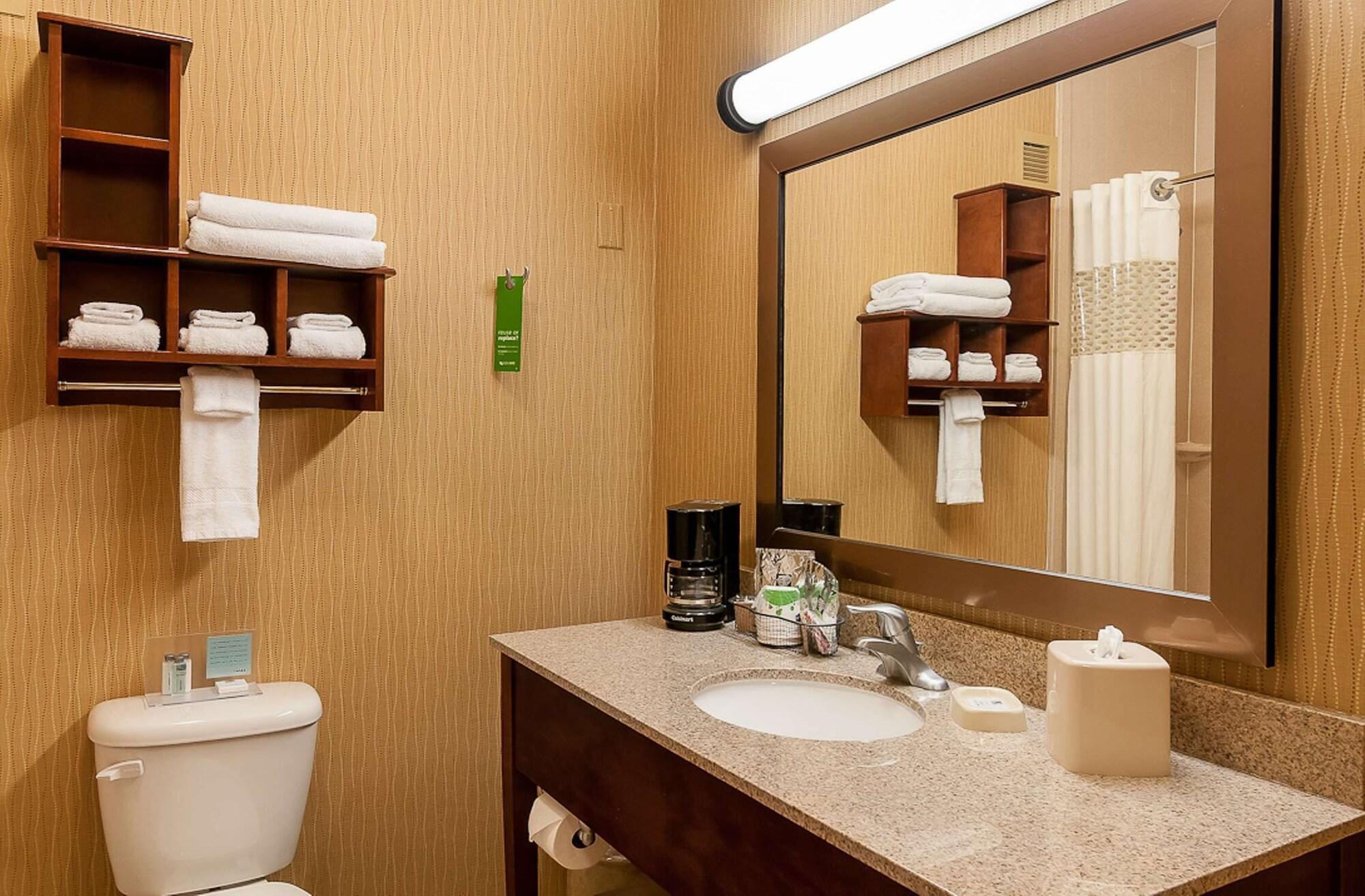 Hampton Inn Форт Коллинс Экстерьер фото