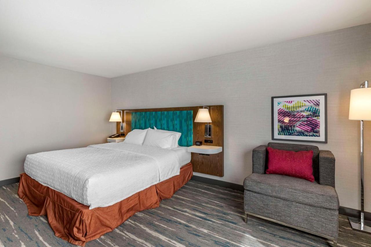 Hampton Inn Форт Коллинс Экстерьер фото