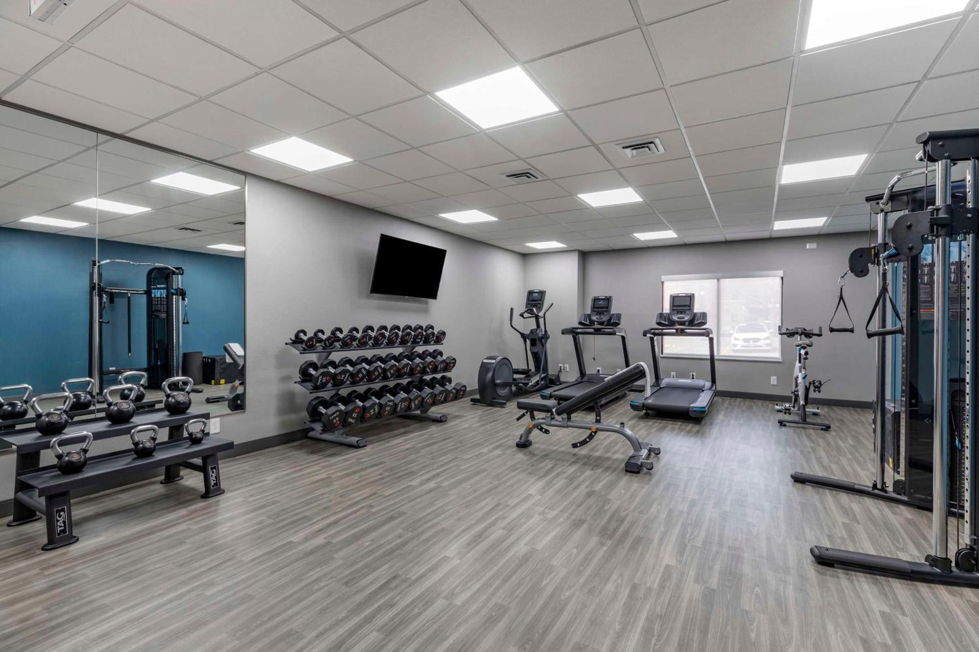 Hampton Inn Форт Коллинс Экстерьер фото