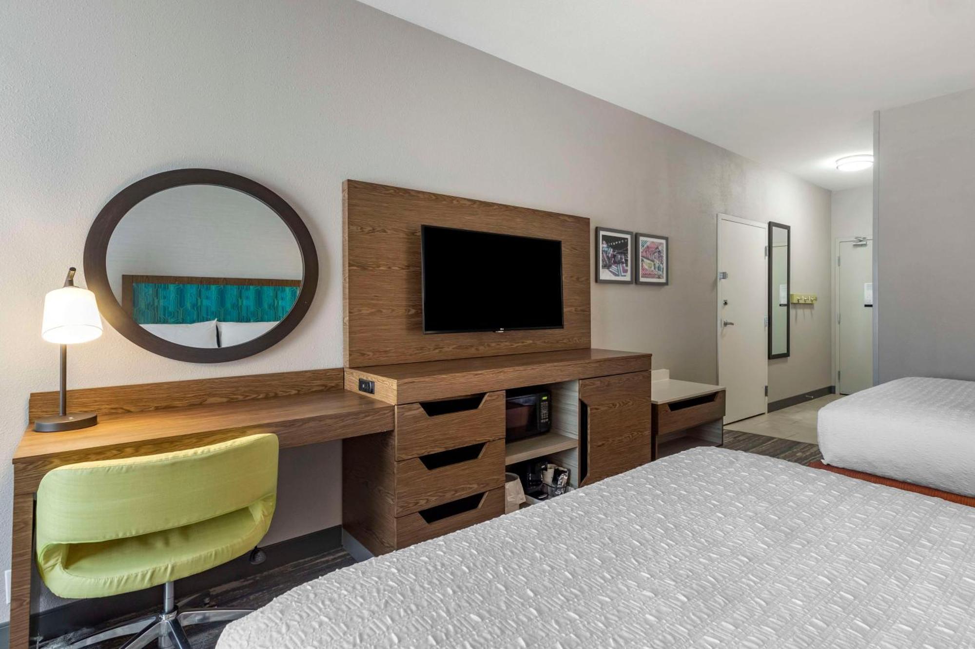 Hampton Inn Форт Коллинс Экстерьер фото